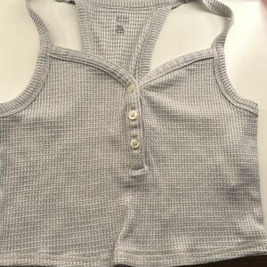 holister women’s crop top!